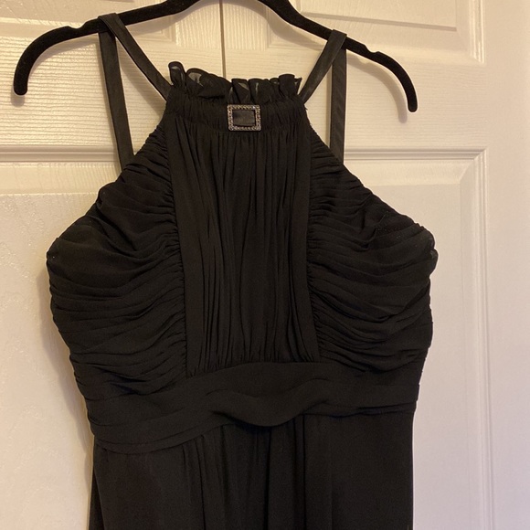 Black formal high neck halter dress - Picture 2 of 8